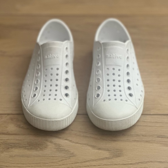 Native Kids Shoes - White 11C - Picture 1 of 6